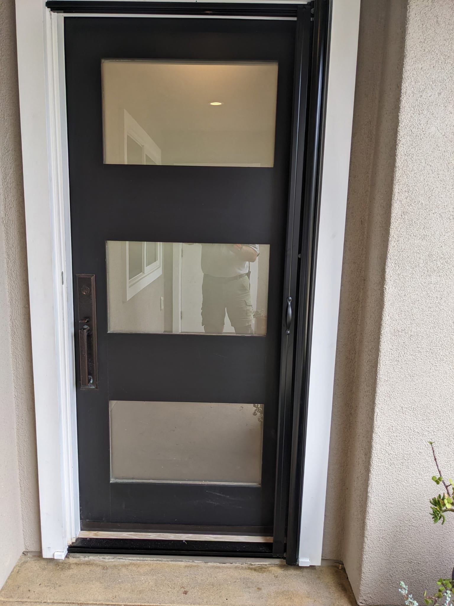 Fast & Reliable Professional Screen Solutions