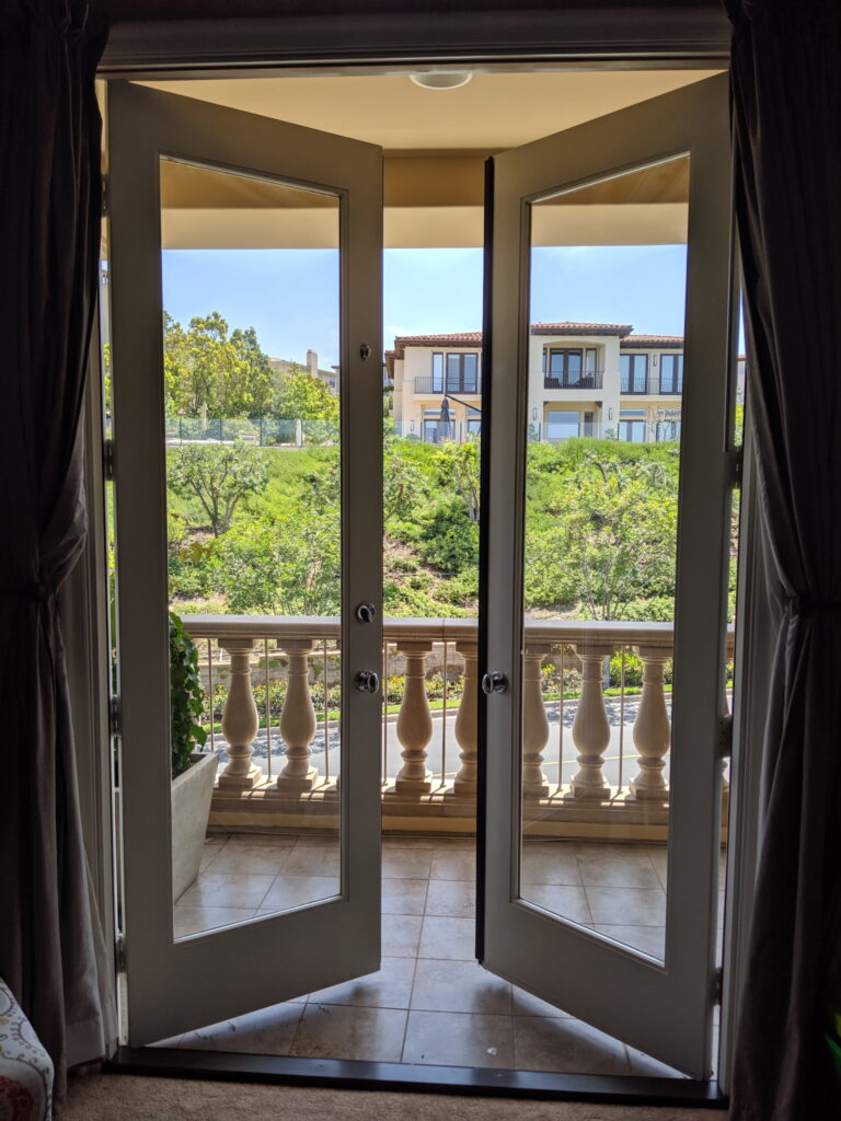 Fast & Reliable Professional Screen Solutions