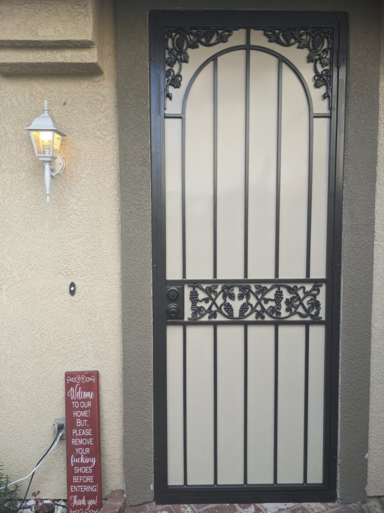 Fast & Reliable Professional Screen Solutions